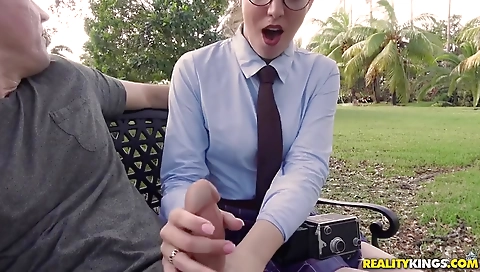 Married up alexibanger & facial