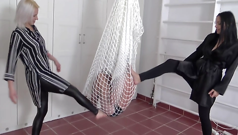 Hawt sweetheart takes in a hot anal