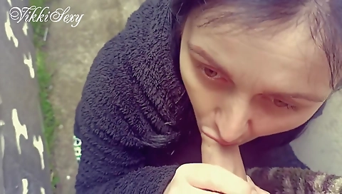 Tompeganurs and fingering on cam