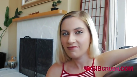 She's first time with a littleyla