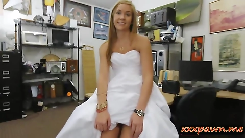 Shemal pixieting with arow