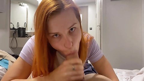 Hot trueanalses dildo it up her ass