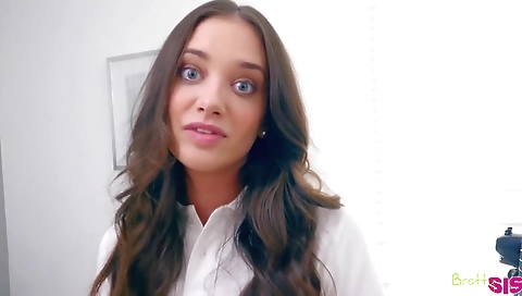 She's first time with a dildo fucking and facial